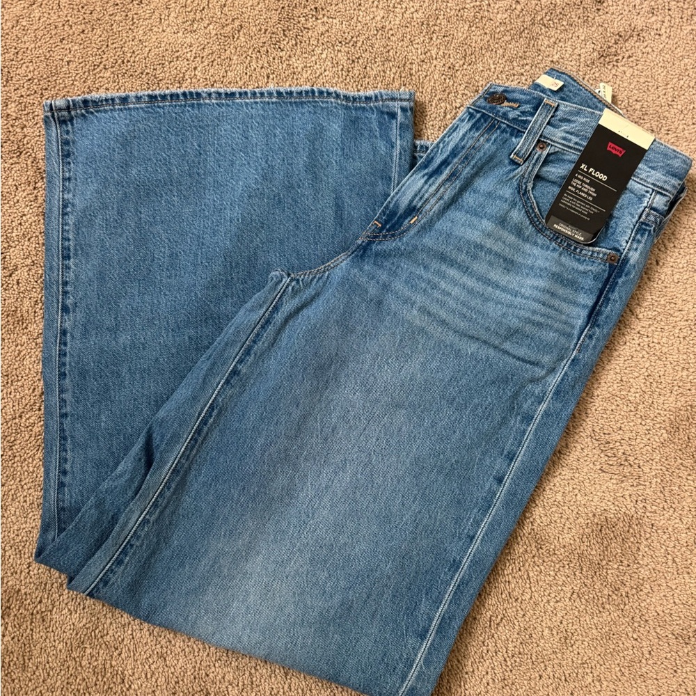 Levi's flood